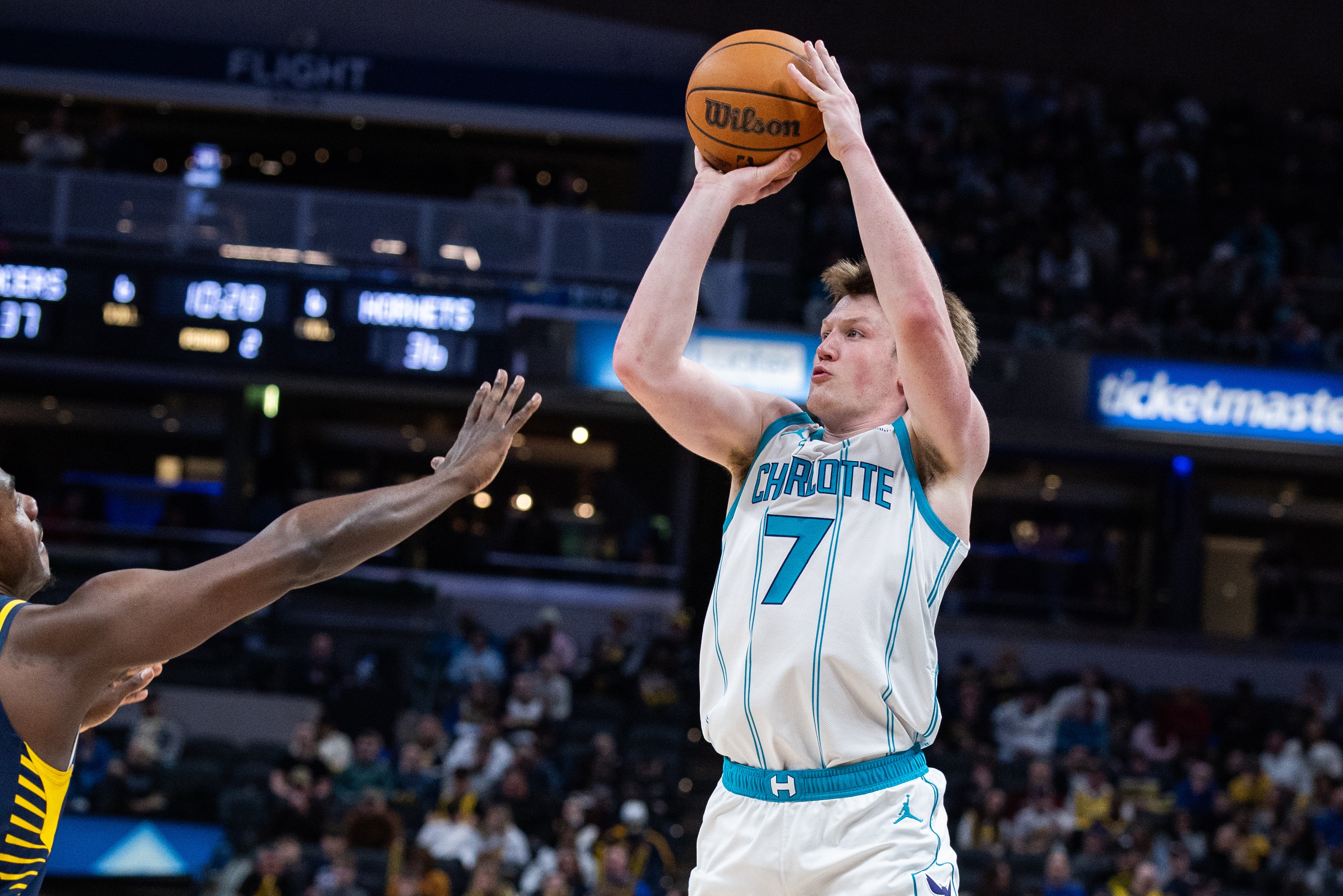 开云真人在线-【菜鸟】克尼佩尔20分4三分 尼德豪泽伤退 贝利16投得12分2板3助